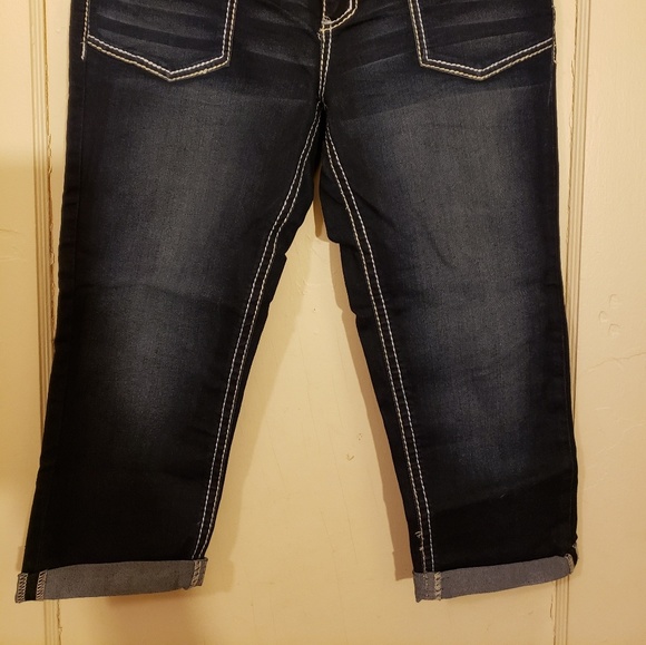 Denim Capris - Picture 3 of 4
